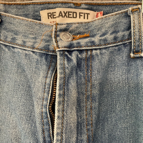 Levi's 550 Men’s Jeans 40x32 Blue Denim Relaxed Fit Straight Leg - Picture 2 of 6